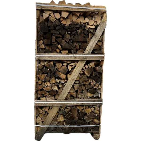 Caisse palette de bûches de chêne longues au bois foncé, vue de face — bois de chauffage chêne 50 cm, 2 stères, second choix