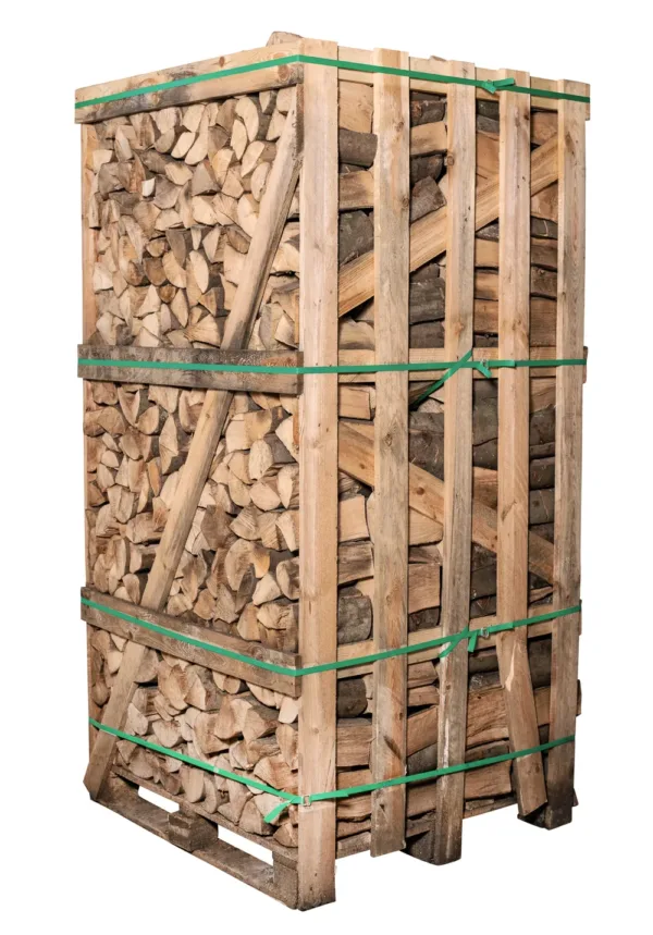 Grande caisse palette cerclée de vert, bûches de hêtre, vue de trois quarts — bois de chauffage hêtre 25 cm, palette 2 stères