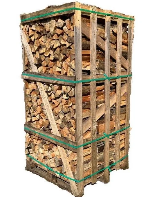 Caisse palette de bûches de pin et d'épicéa, vue de trois quarts — bois de chauffage pin épicéa 33 cm, 2 stères